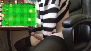 Femboy Gaming: Plants vs Zombies #2 + tail plug