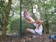 Mocno wylizałem cipkę mojej napalonej dziewczyny w lesie 16/16