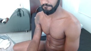 La visita de mi madrastra y mi hermanastra me dejo muy cachondo