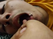 Mi amo tuvo un día pesado en el trabajo y yo lo tranquilice