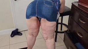 I let a stranger in public park fingered my pussy, gave him a blowjob and fucked doggystyle