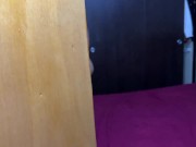 Grabando a mi Madrastra Limpiando su Cuarto Semi Desnuda no Puedo dejar de Ver su Gran Culo 3/16