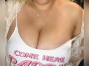 bouncytits - Screenshot 10 of 16 - Blonde