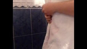 Acompaña me a bañar me el culo