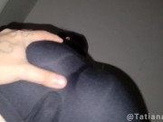 uso mi leggin de ciclista para provocar con mi culo redondo y me lo llenan de leche 2/16