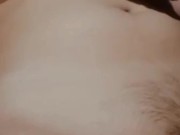 Sinulit ang masarap na moment ni Neneng habang wala si kaboardmate 4/16