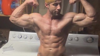Dom King Muscle Jerk Flex ' - RedTube