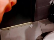 Ella quería una paja luego de terminar su hamburguesa