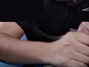 Sacándole la leche al amigo de mi novio mientras el se trabaja 8/16