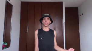 22-YEAR-OLD YOUNG MAN DANCING LATIN REGGAETON