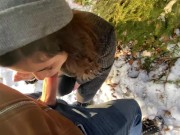 PETITE RANDONNEUSE ME SUCE DANS LES BOIS SOUS LA NEIGE 15/16