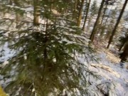 PETITE RANDONNEUSE ME SUCE DANS LES BOIS SOUS LA NEIGE 9/16