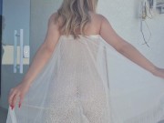 loira gostasa exibindo sem roupa para vizinho