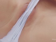 WOWGIRLS Super cute girl Ellie Luna taking a break in the park and playing with her pussy 11/16