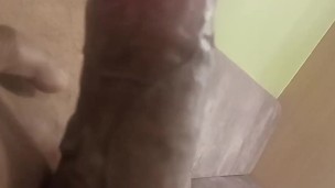 Disfruto que me vean masturbandome