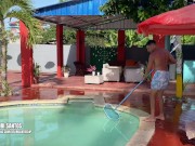 Horny Wife Sunbathing Seduces the Pool Boy for a Steamy Outdoor Fuck 1/16