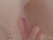 WOWGIRLS Gorgeous Ukrainian model Alissa Foxy playing with her pussy and looking at the camera 13/16