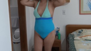 Before going to the beach to show off, very excited I masturbate in front of the hotel owner