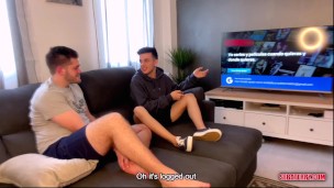 He goes to his straight friend's house to watch Netflix and ends up with his ass full of cum