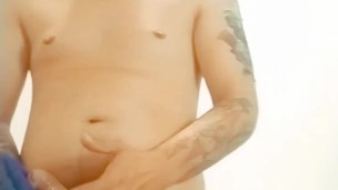 Vaya paja me hago y me terminó corriendo