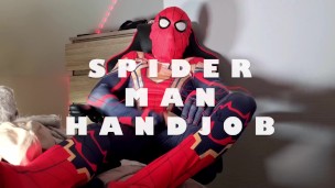 SOLO - SPIDERMAN handjob - MIKA AYDEN