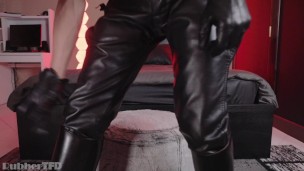 LEATHER WORSHIP PP SESSION