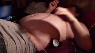 Both Ends - Belly Inflation
