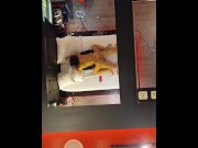 Dei a buceta pro , ele filmou pelo espelho do teto 1/16