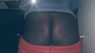 Thick femboy twerks fat ass