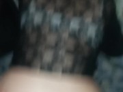 Sirvienta en cuatro le meto la verga