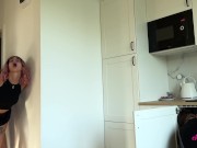 Mój napalony chłopak nie mógł przestać mnie ruchać, hydraulik był tuż za rogiem 15/16