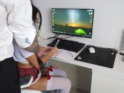 Школьница с большими сиськами отсосала у препода за оценку 1/16