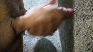 Ando caliente y me masturbo