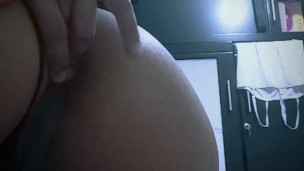 Masturbandome el culo 🔥