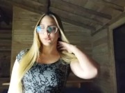 esta chica es super cachonda y se masturba pensando en tu gran polla 1/16