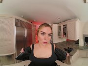 Bosom Kate Dalia As Sarah Connor Is About To Show You Enormous Sexual Power 4/16