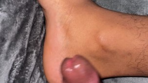 Bbc cumshot on foot