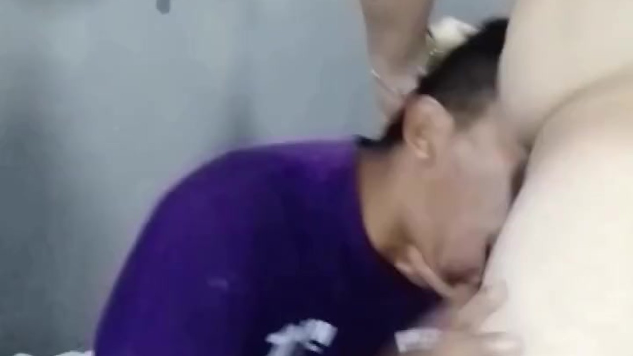 Man with huge penis gets young gay pregnant