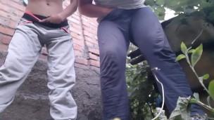 Outdoor Intense Legs Trembling Orgasm - IkaSmokS