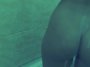 КРАСОТКА моется в душе - Screenshot 15 of 16 - много спермы