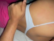 Jovencita culona grita de placer mientras terminan dentro de su vagina dos veces 7/16