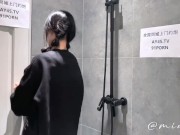 Cheating With My Husband's Friend In Toilet.... He Came On My Hair - Miuzxc / Sex Việt 1/16