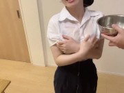 【1】後輩呼んでジャンケンで勝った方がローションかけるゲームしたらエロすぎて体を触りまくってそのまま生挿入-日本人/素人カップル/変態プレイ/巨乳/OL 5/16