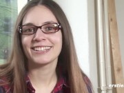 Ersties -Künstlerin Lena aus Berlin steht auf geile Technik 4/16