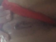 Me toco mucho cuando estoy sólita, caliente y mojada