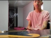 Un poco de MARIHUANA A CAMBIO de dejar que me LLENE DE SEMEN LA VAGINA   5/16