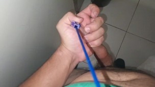 Uma boa dose de soro resolveu o problema de ereçao do amigo mole.