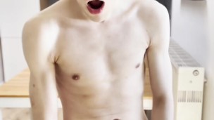 18 year old twink jerks off super hot