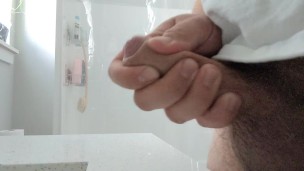 I cum so HARD in the bathroom