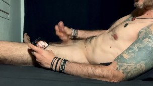 Turned on by Greek girl message, gotta watch porn and wank 💦 Solo male moaning Spanglish